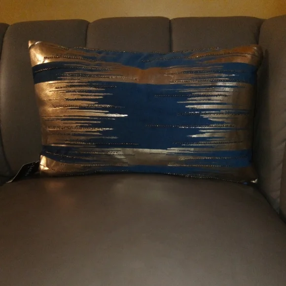 Safavieh Teal & Gold Beaded Accent Pillow, 12 x 20 in. NWT - Picture 4 of 12